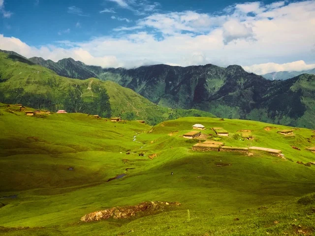 Best Places To Visit In Kashmir In May